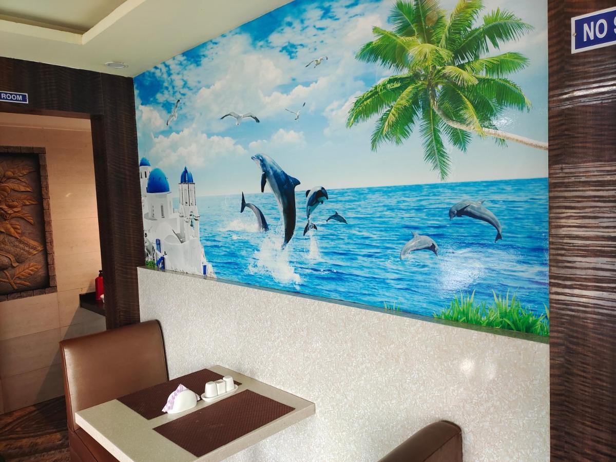 Hotel O.P.S Hāora Екстериор снимка