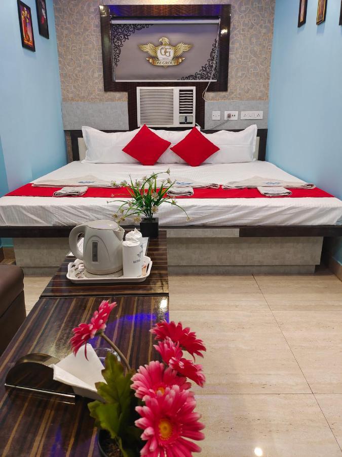 Hotel O.P.S Hāora Екстериор снимка