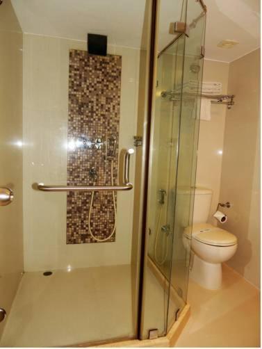 Hotel O.P.S Hāora Екстериор снимка